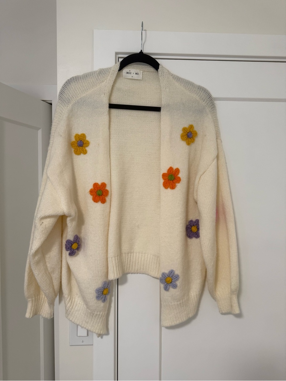 Cream Floral Appliqué Open Cardigan Sweater